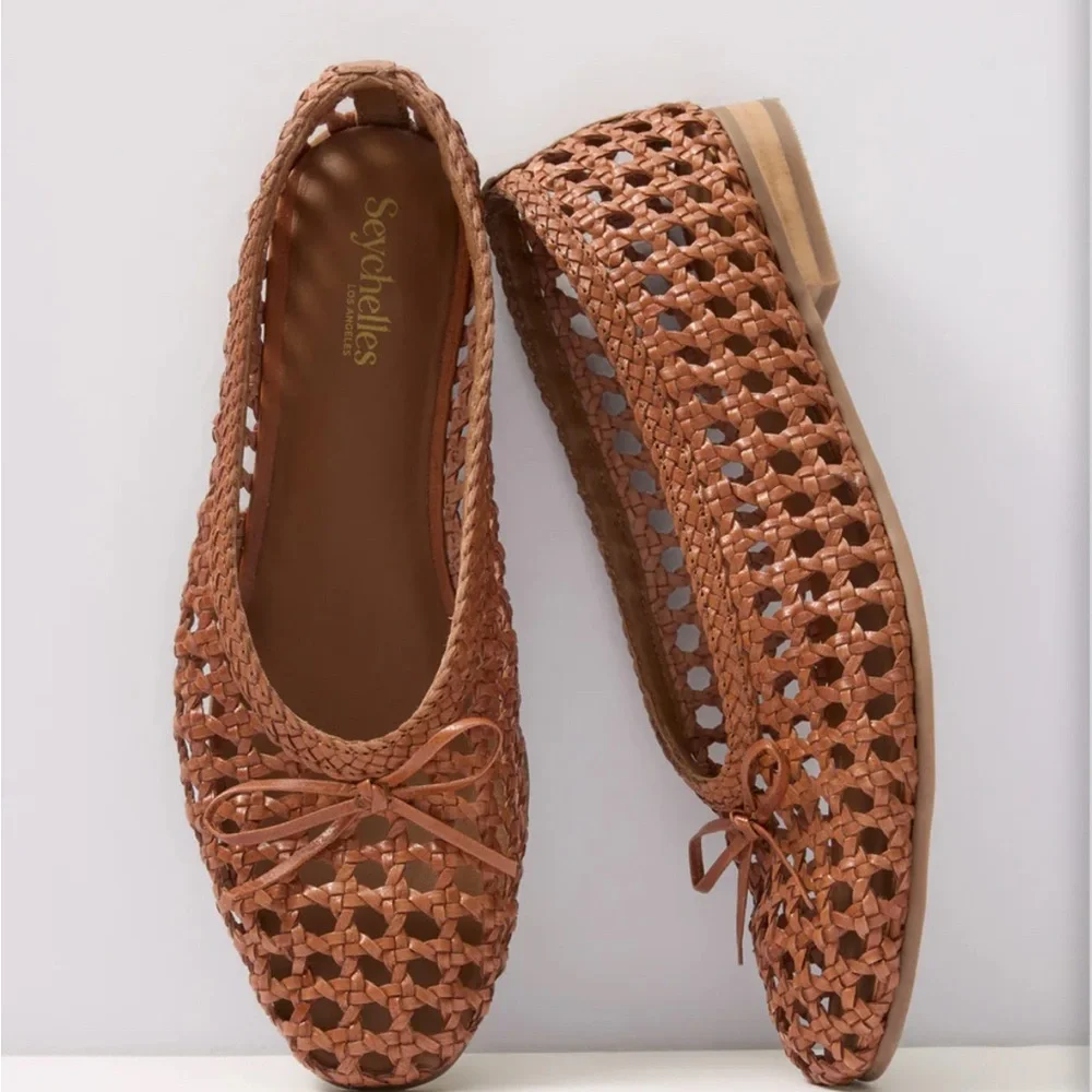 NWT Seychelles Women's Leather Brown Woven Loafers - Picture 1 of 11
